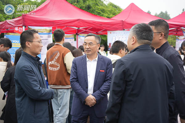 郑瀚 (10).jpg